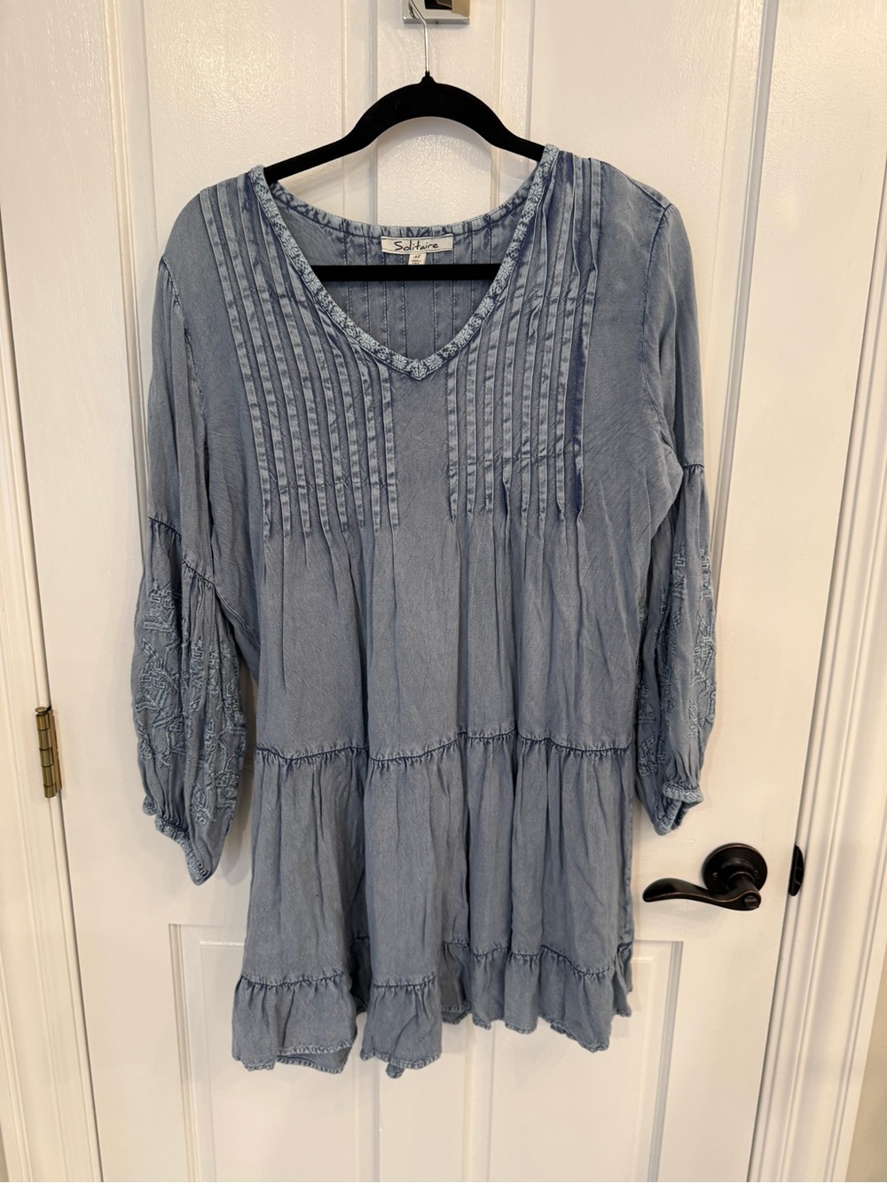 Solitaire Blue V-Neck Pintuck Peasant Top